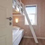 Nice Home In Juelsminde With Sauna 펜션