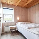 Nice Home In Juelsminde With Sauna * Sonderby (Midtjylland)
